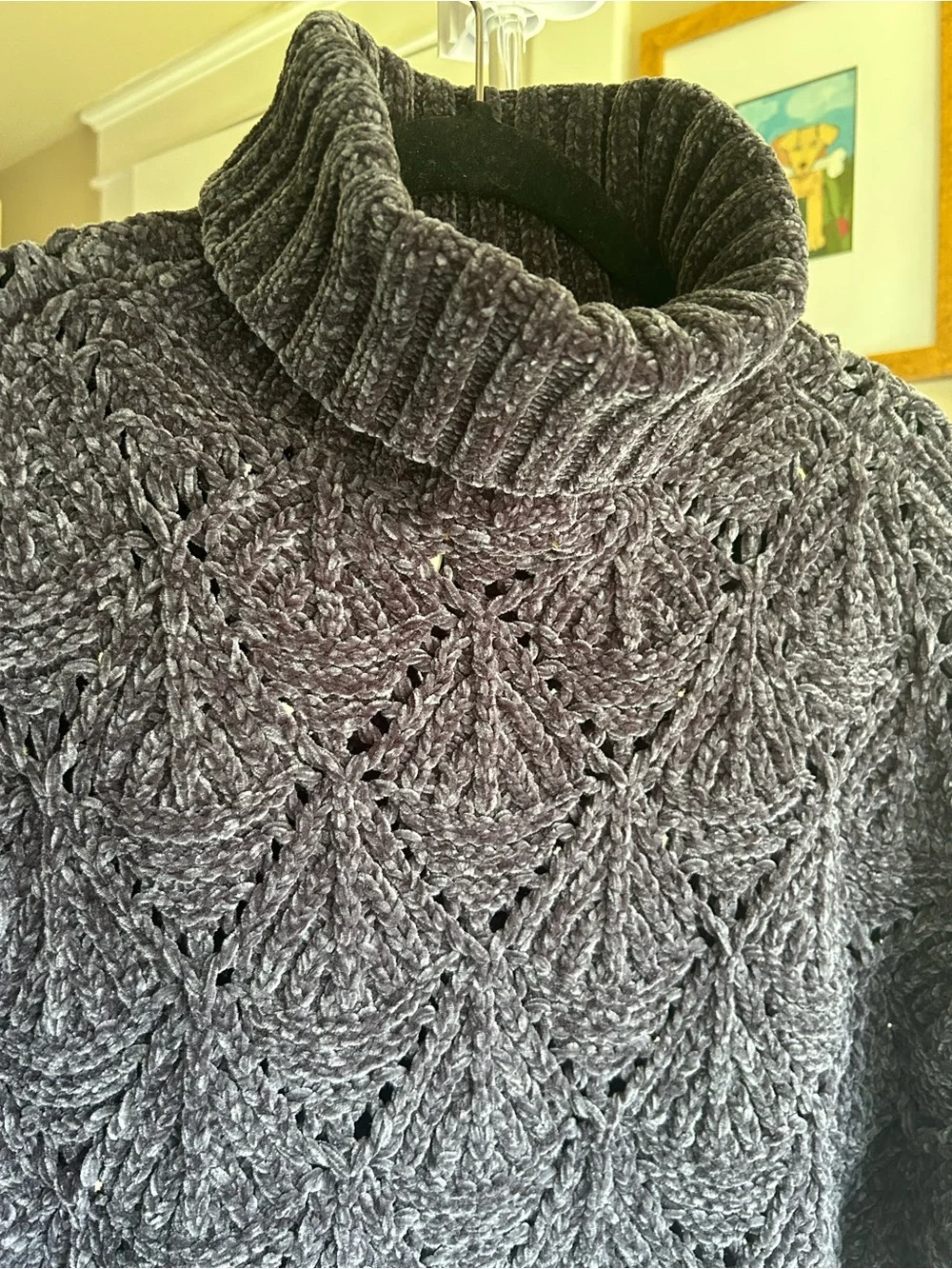 Women’s Cozy Charcoal chunky chenille Sweater. NWT by POL Small
